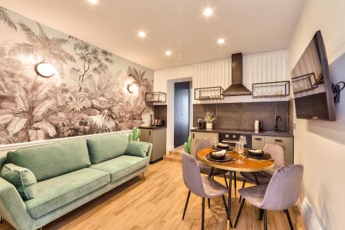 Flandres Apartment | Superb and Cosy 2BR Apt In The Heart Of Paris ! 3P