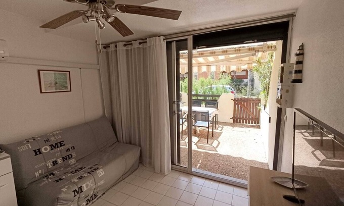 Marseillan Plage House | Superb studio cabin 4 people in the DRC