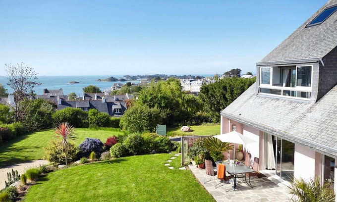 Carantec Villa | Superb Villa Charming exceptional sea view-3000 M2 Private garden-300 beach
