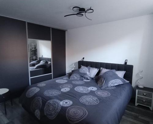 La Charite-sur-Loire Apartment | Superbe appartement F3 situé au centre ville