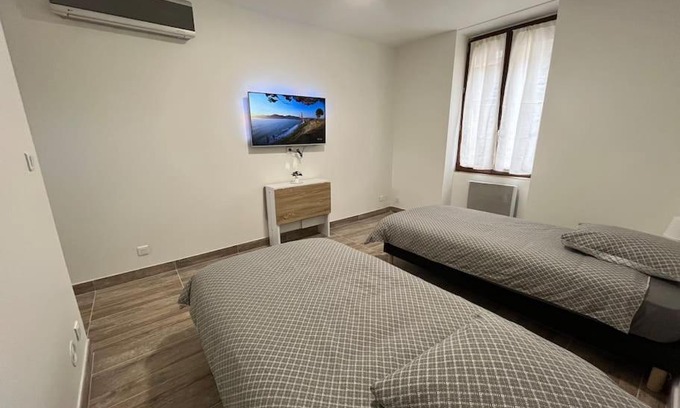 Saint-Fons Apartment | Superbe appartement à 15 min de Lyon