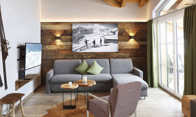 Piesendorf Apartment | Superior Apartment # 322 for 6 persons