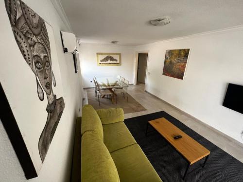 Los Naranjos Apartment | Superior Apartment with prepaid Parking - Malaga