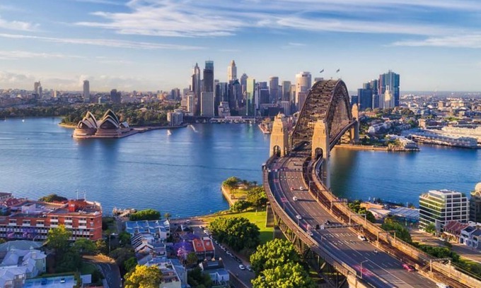 North Sydney Apartment | Superior Studio at Miller Street, North Sydney