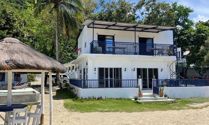 Sipalay Hotel | Superior Suite at Lopez Beach Resort