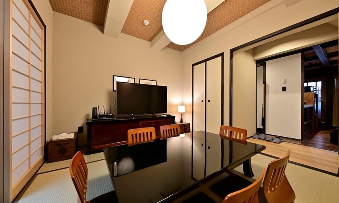 Nishijin Apartment | Superior Villa
