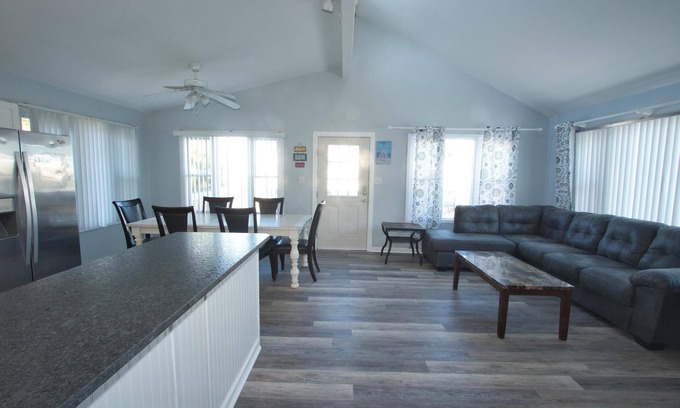 Surf City House | Surf City Home w/wrap around deck (1 house from beach), 30min Atlantic City