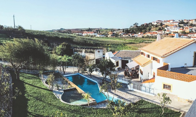 Lourinha Villa | Surf Villa with large organic garden, pool and hot tub