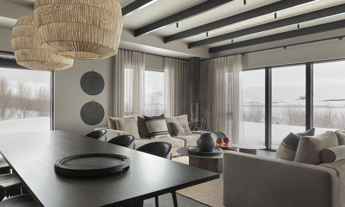Akureyri Villa | Svart Lodge - Luxury accommodation by the ocean