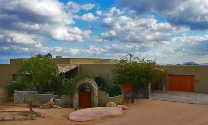 Pinnacle Peak House | SW 4 BR , Pool&Spa on 1.7 AC in Tonto Hills @ 3600' Elev Views for Mi