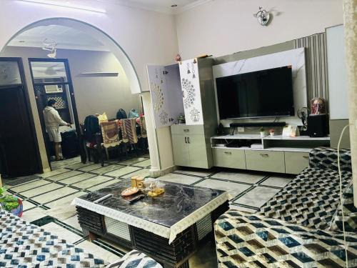 Delhi Apartment | Swagatam - DU