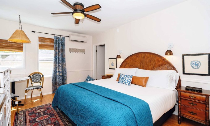 Historic Railroad District House | Swank Boutique Suites | King with Soaking Tub