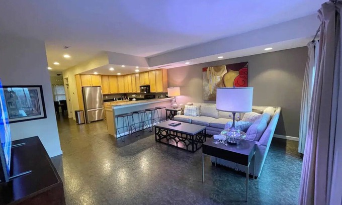 Germantown Condo | Swanky 2 LEVEL CONDO WALK TO ALL in The Highlands!