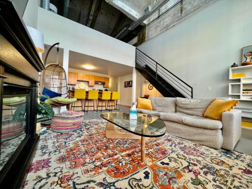 Otterbien Home Apartment | Swanky Loft Near Kings Island, Brewery, Bike Trail