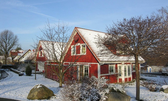 Lausa House | Swedish house with piano