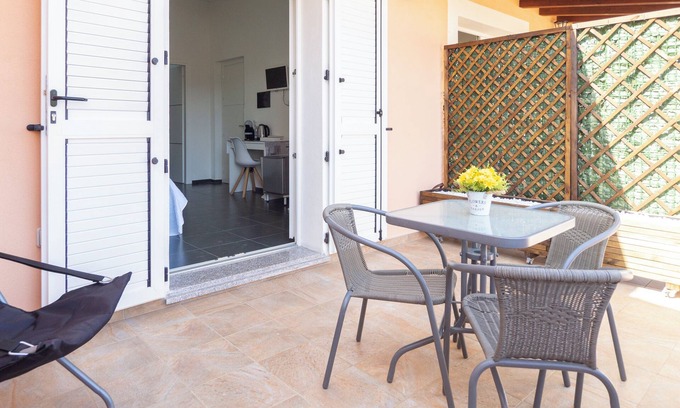 Torpe House | Sweet Home - Morada - Four Bedroom Guest House, Sleeps 10