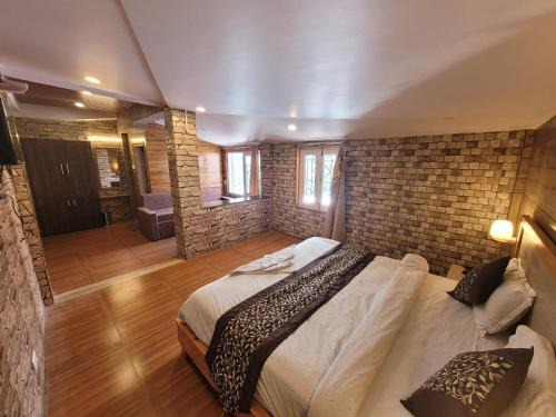 Nainital Bed & Breakfast | Sweet Homes