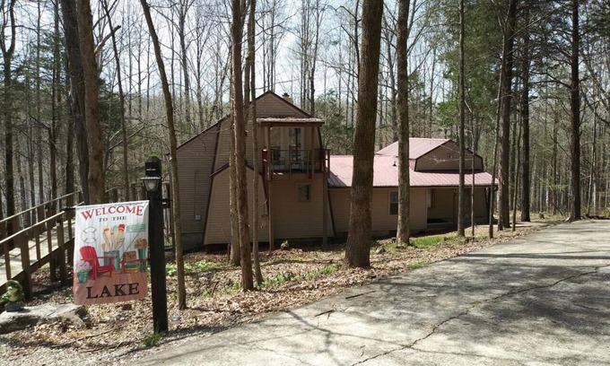 Glasgow House | "Sweet Waves" of Barren River Lake - Lake Access!