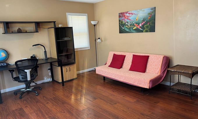 Del Aire House | SweetHome-Close to Beaches , LA Airport &Freeway 405&105