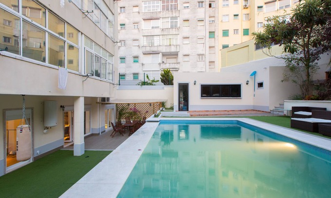 Marvila Apartment | Swimming Pool And Garden Apartment