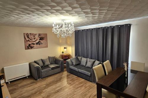 Kirkdale Apartment | Swindon Dream