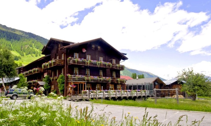 Reckingen Hotel | Swiss Lodge Joopi