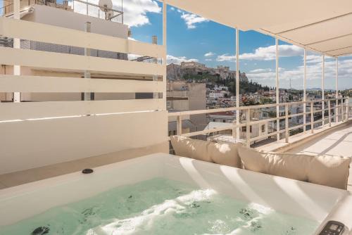 Plaka Apartment | Syntagma Spa with Acropolis View