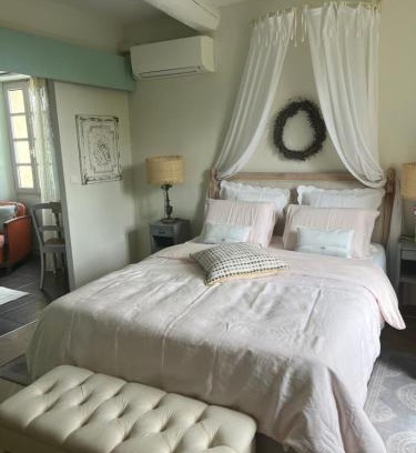 Vacqueyras Bed & Breakfast | Syrah das Romantikzimmer