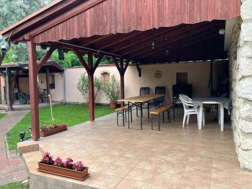 Lakitelek Apartment | Tőserdei Vendégház