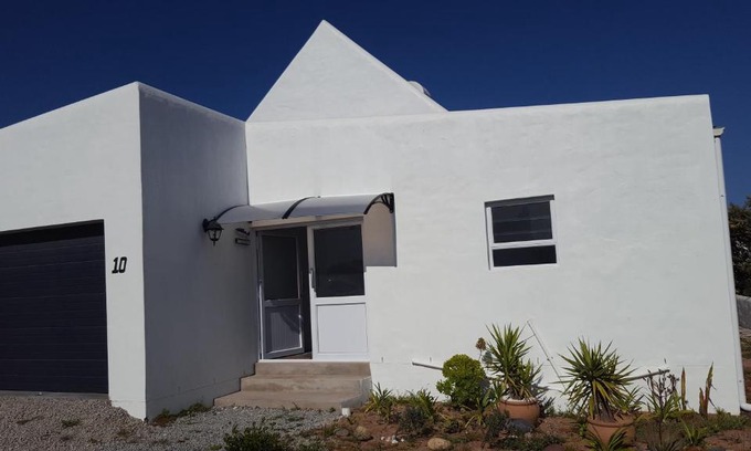 Dwarskersbos House | T & T Thiart Fisherman's House