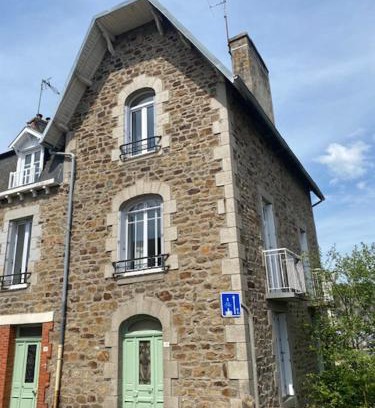 Lamballe Apartment | T1 bis à la décoration soignée