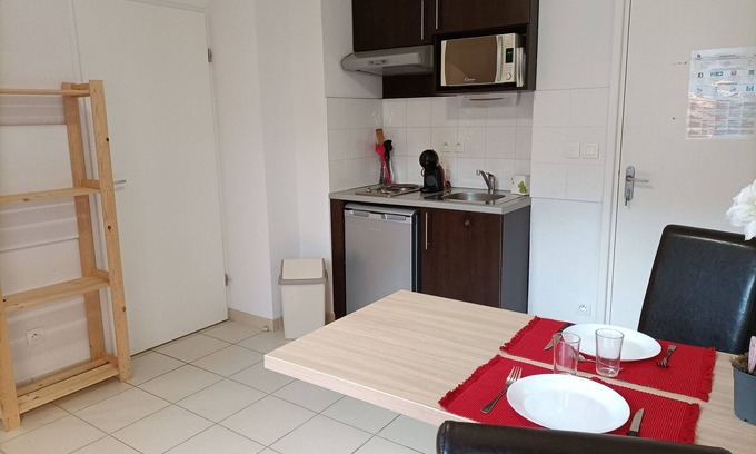 Salies-de-Bearn Apartment | T1 BIS Dans Résidence Avec Piscine B36