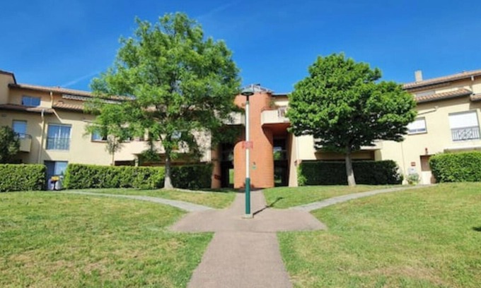 Balma Apartment | T2 55m² with garden. New kitchen and equipment. Wifi TV parking