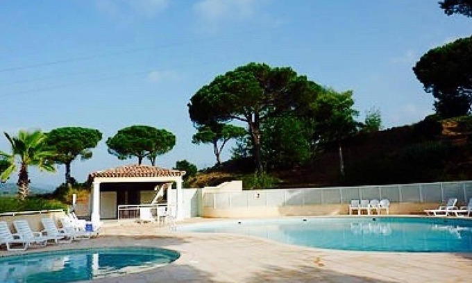 Sainte-Maxime Apartment | T2 of 43m2, air-conditioned, internet, terrace full south without staircase