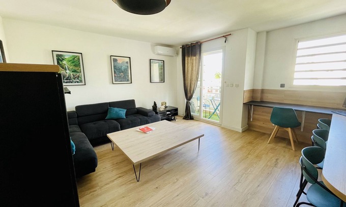 Saint-Denis Apartment | T3 Duplex Proche Jardin DE L'etat