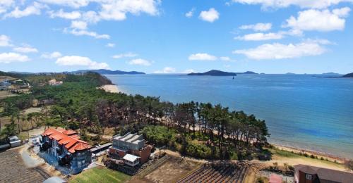 Taean House | Taean janggog pension