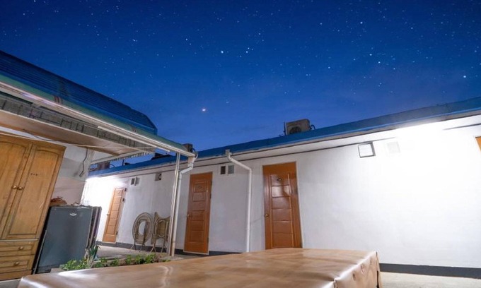 Kujanggul House | Taean Mammose Pension