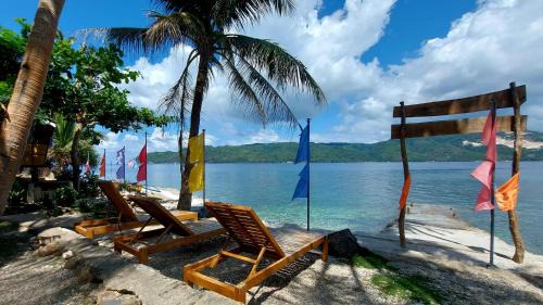 Romblon Island Bed & Breakfast | Tahanan sa Talisayan Beach House