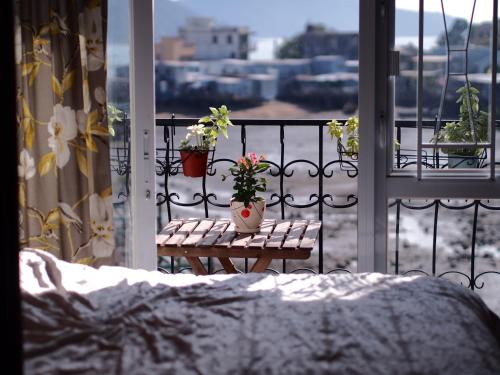 Islands District House | Tai O Inn, by the Sea