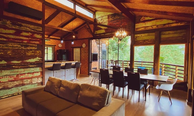 Benedito Novo Ski Chalet | Tal Haus chalet with panoramic view of the valley