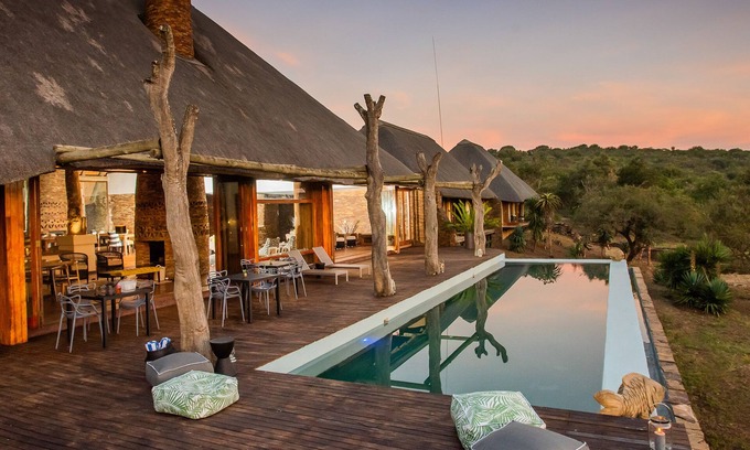 Eston Cabin | Tala Game Reserve