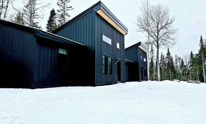 Glenburn Ski Chalet | Tall Pines RetreatnEscape to our charming chalet tucked away in the forest.