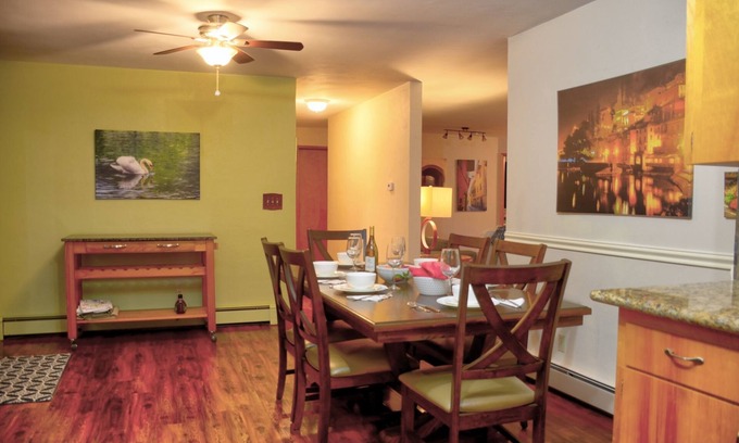 Tumwater House | Tartan Tango - 2BR family rambler near Tumwater HS - low fees