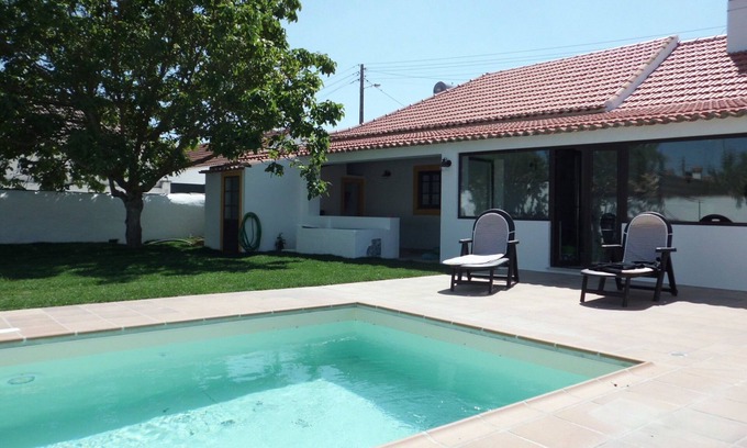 Azoia de Baixo Cottage | Tastefully Converted Cottage In A Typical Village Sleeping 6-7 People With Pool