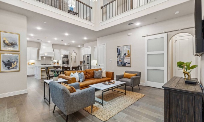 Allen House | TCH - Spacious 4bd/3.5ba home in Allen w/Workspace