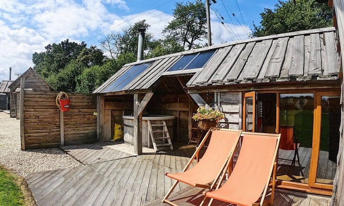 Maidwell Cabin | Teeny Weeny