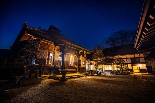 Ayabe Hotel | Temple Hotel 正暦寺