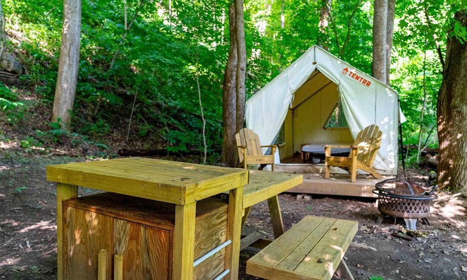 Ansted RV Rental | Tentrr State Park Site - WV Hawk's Nest State Park - Site E - Single Camp