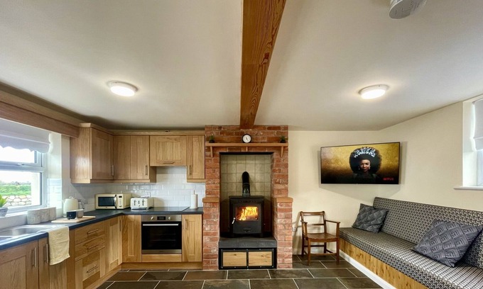 Dungiven House | Tergoland Barn, a Rustic Countryside Retreat