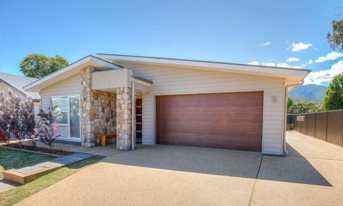 Porepunkah Apartment | Tewksbury Retreat, Porepunkah